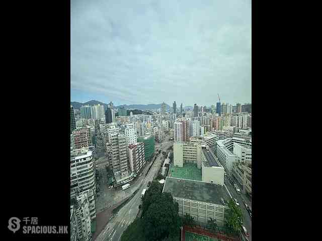 Tai Kok Tsui - Enchantee 06