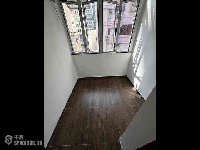 Mong Kok - 296, Portland Street 05