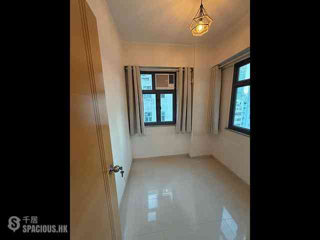 Mong Kok - Hing Wong Court 06