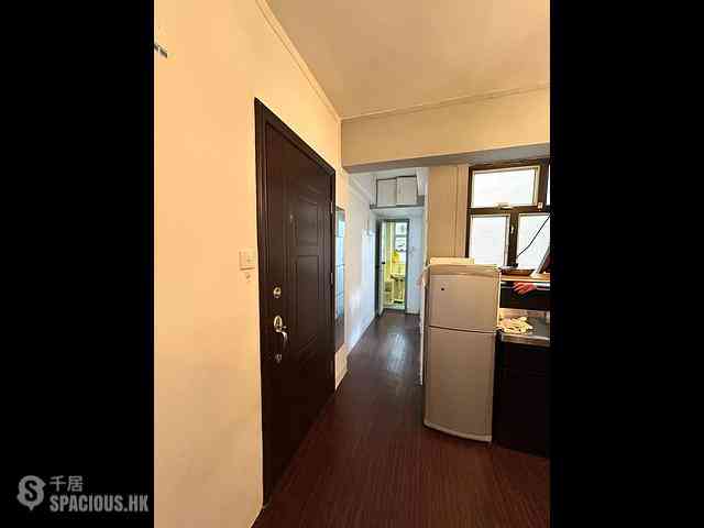 Sheung Wan - Kam Fai House 11