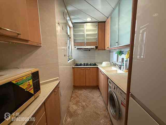 West Kowloon - Sorrento Phase 1 Block 3 03