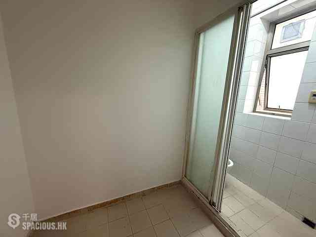 West Kowloon - Sorrento Phase 1 Block 3 04