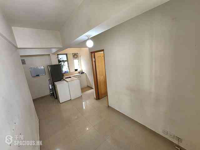 Central - 28-32, Gough Street 03