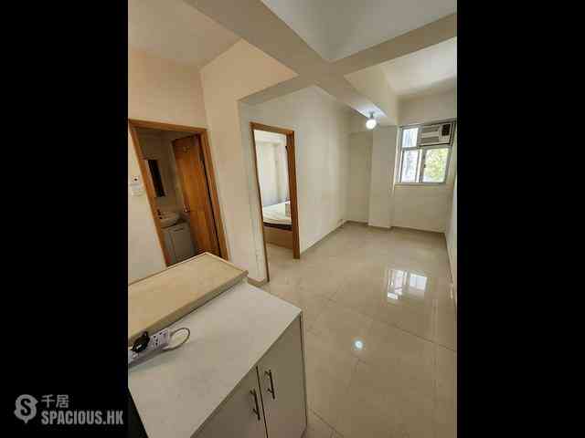 Central - 28-32, Gough Street 04
