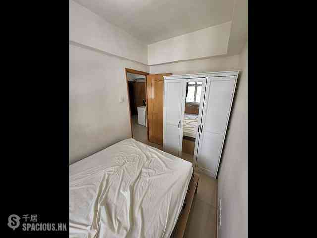 Central - 28-32, Gough Street 09