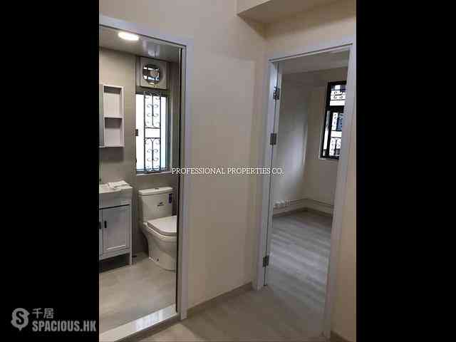 Central - 83-85, Hollywood Road 09
