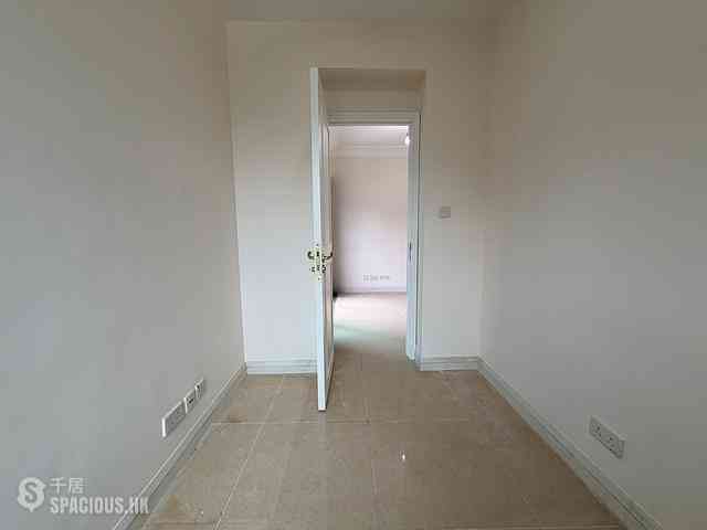 Tung Chung - Caribbean Coast Phase 1 Monterey Cove Tower 3 15