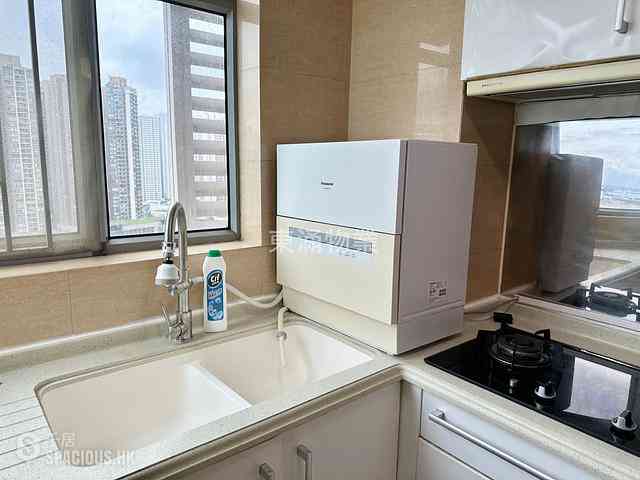 Tung Chung - Caribbean Coast Phase 2 Albany Cove 05