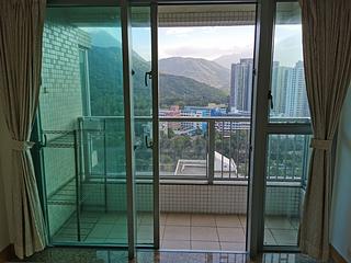 Tung Chung - Coastal Skyline Phase 3 La Rossa 05