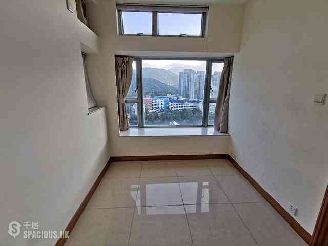 Tung Chung - Coastal Skyline Phase 3 La Rossa 09