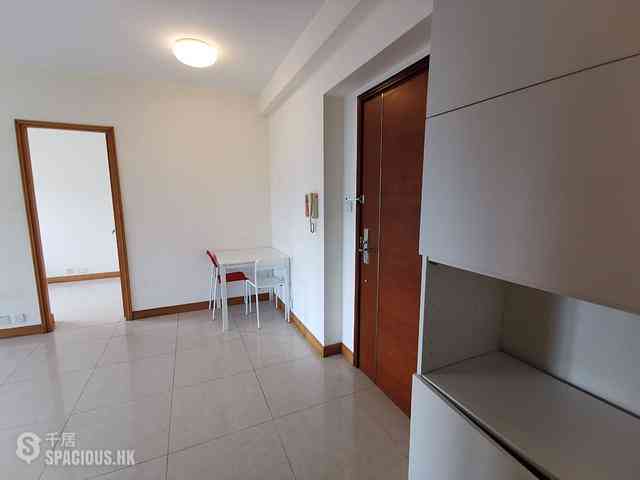 Tung Chung - Coastal Skyline Phase 3 La Rossa 11