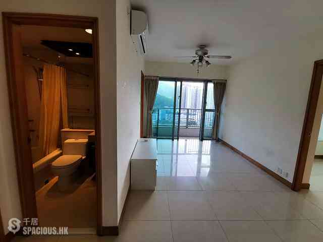 Tung Chung - Coastal Skyline Phase 3 La Rossa 01