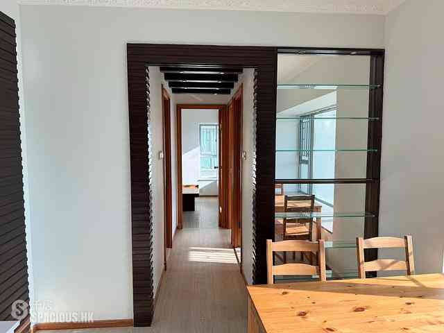 Tung Chung - Seaview Crescent 07