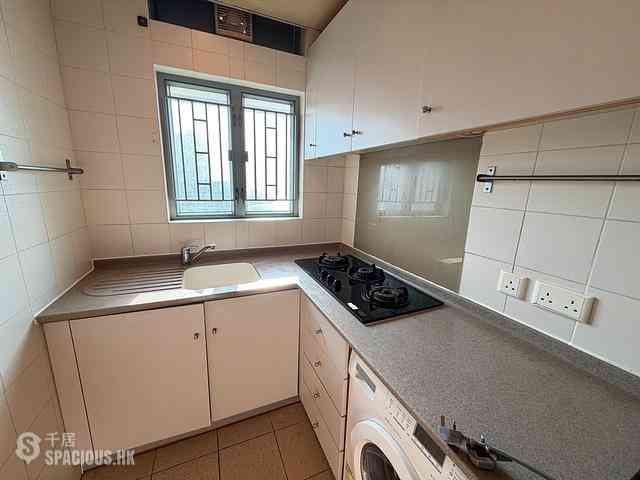 Tung Chung - Seaview Crescent 11