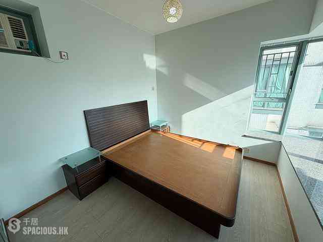 Tung Chung - Seaview Crescent 15