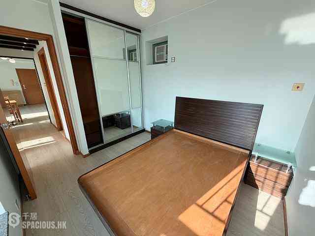 Tung Chung - Seaview Crescent 16