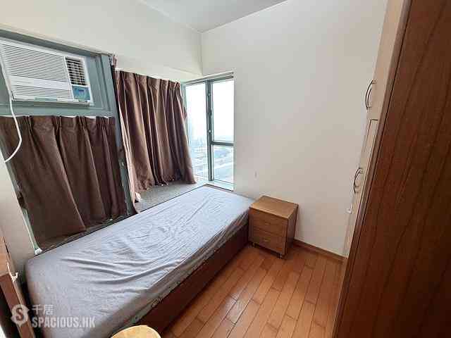Tung Chung - Seaview Crescent 01