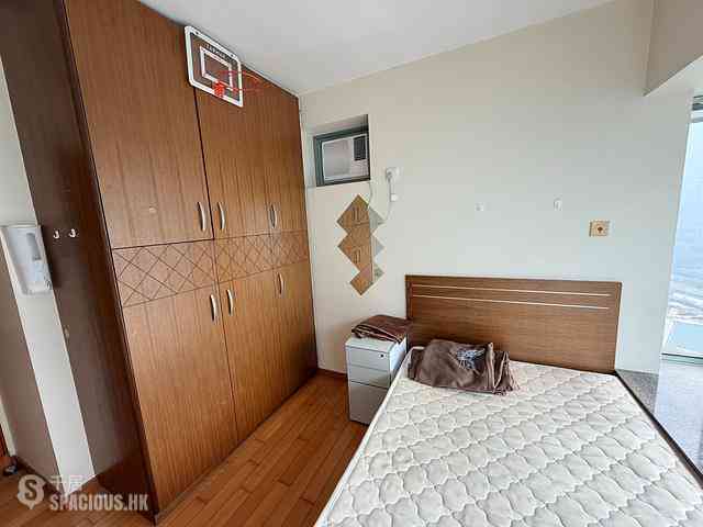 Tung Chung - Seaview Crescent 06