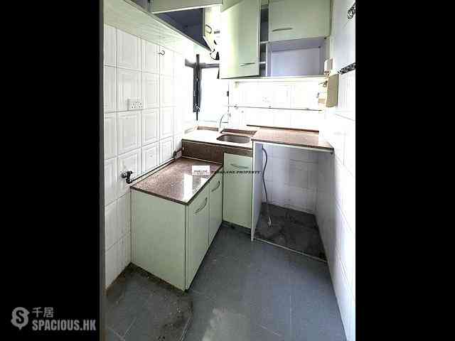 Tai Hang - Kanfield Mansion 03