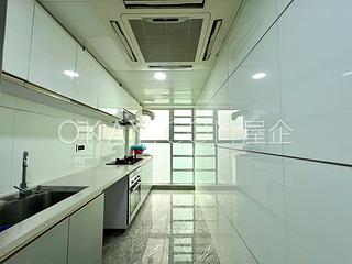 Pok Fu Lam - Villa Cecil Phase 2 09