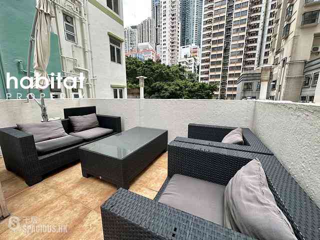 Poho - 204, Hollywood Road 02