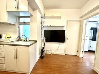 Poho - 204, Hollywood Road 06