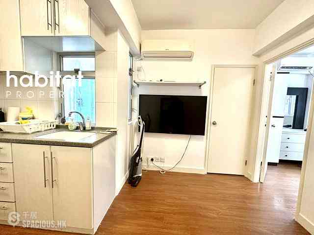 Poho - 204, Hollywood Road 06