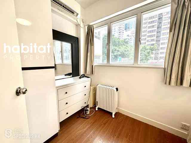 Poho - 204, Hollywood Road 07