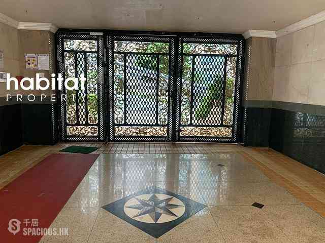Kennedy Town - Hee Wong Terrace 05