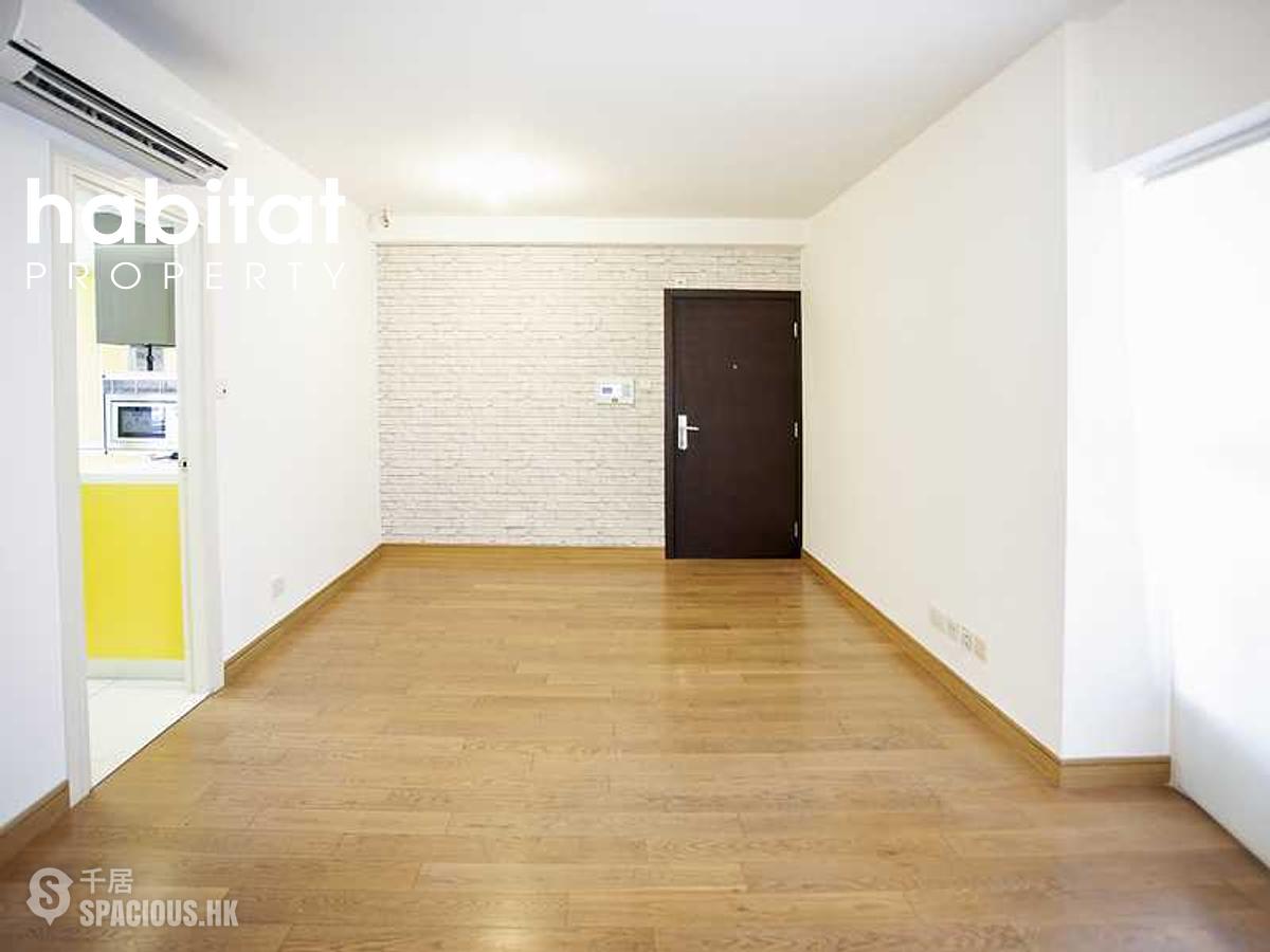 Soho - Centrestage 01