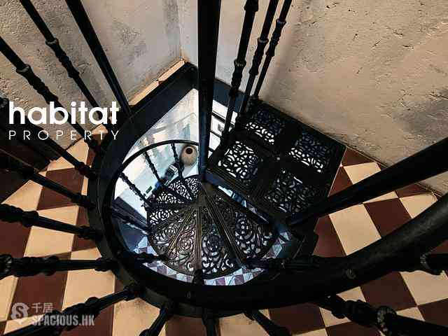 Sheung Wan - 40-42, Circular Pathway 18