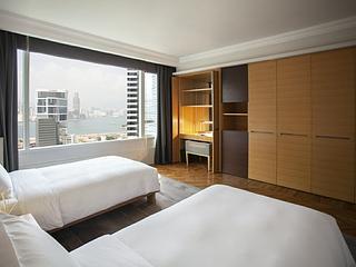Admiralty - Conrad Hong Kong 08