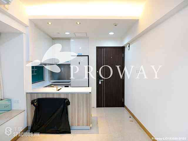 Causeway Bay - Diva 08