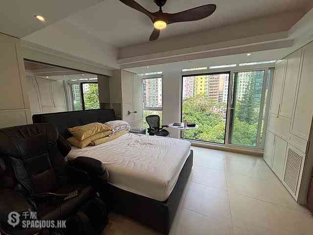 Poho - 236, Hollywood Road 01