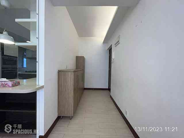 Leighton Hill - Lunar Building 04