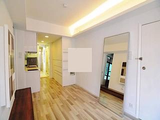 Mid Levels Central - Good View Court 07