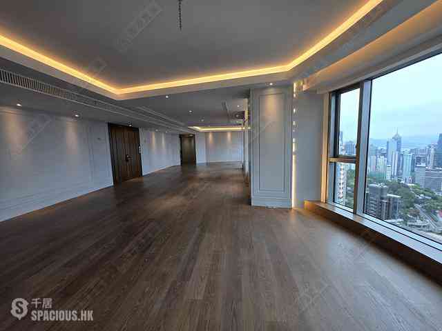 Mid Levels Central - Regence Royale 01