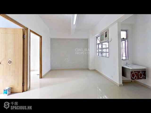 Wan Chai - 40-42, Cross Street 18