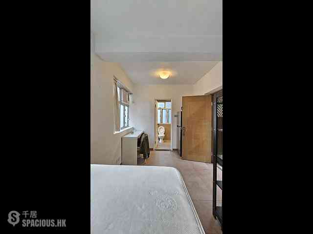 Wan Chai - Fook Gay Mansion 04