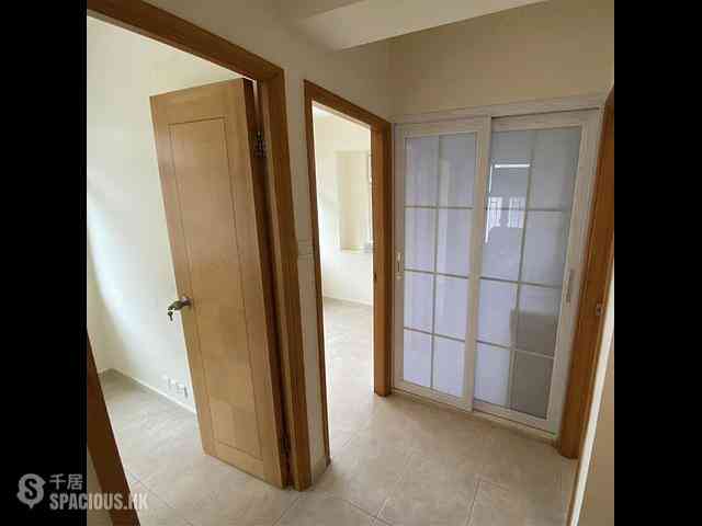 Shek Tong Tsui - Belcher Court Block B 02