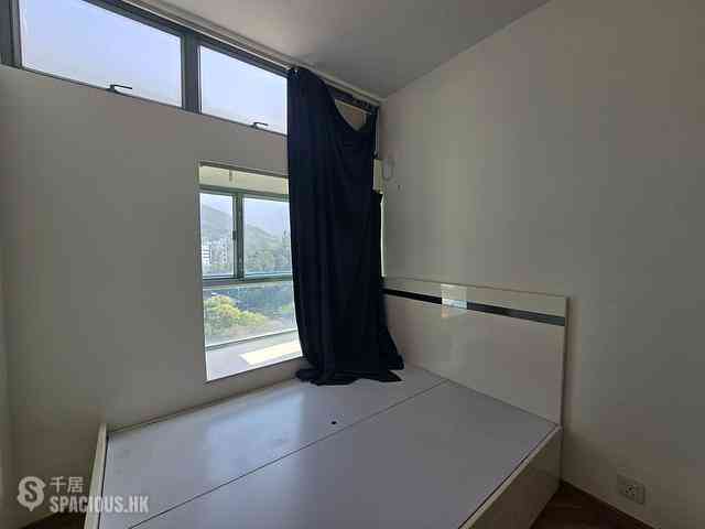 Tung Chung - Tung Chung Crescent 06