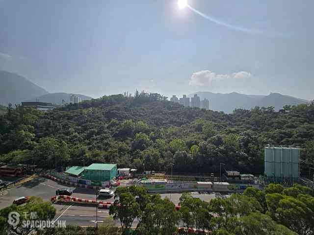 Tung Chung - Tung Chung Crescent 11