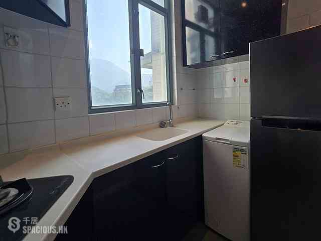 Tung Chung - Tung Chung Crescent 16