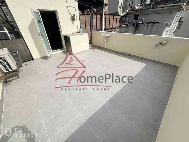 Central - 28-32, Gough Street 02
