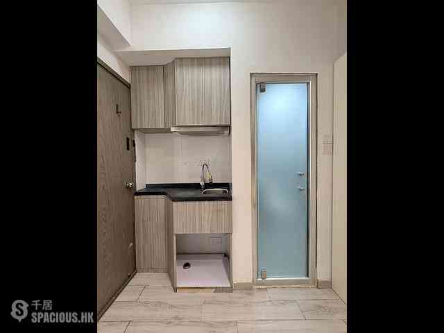 Tsim Sha Tsui - Long Kee Mansion 03