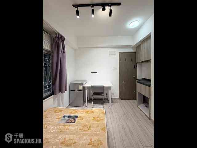 Tsim Sha Tsui - Long Kee Mansion 01