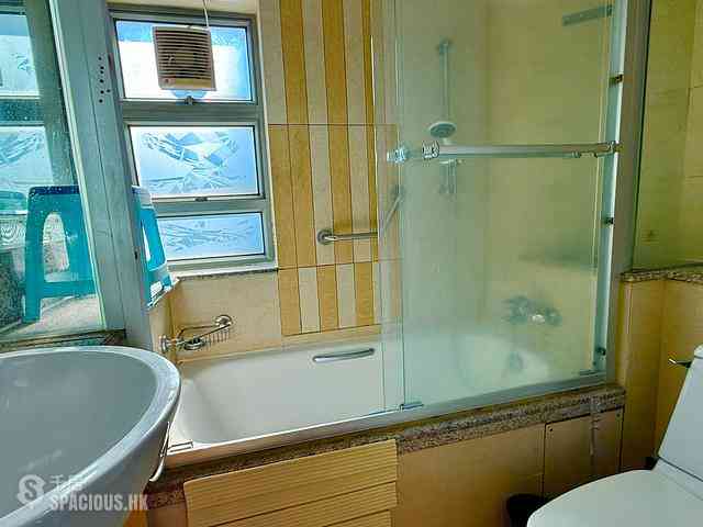 Tung Chung - Caribbean Coast Phase 2 Albany Cove 07