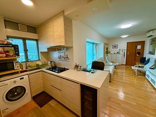 Tung Chung - Seaview Crescent 03