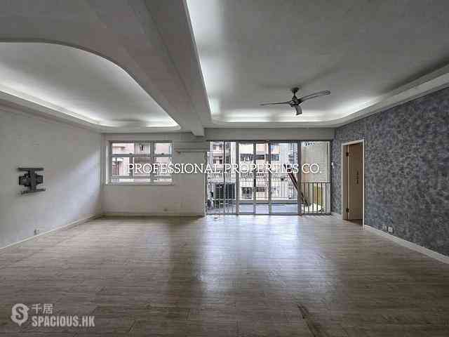 Mid Levels Central - Emerald Court 01
