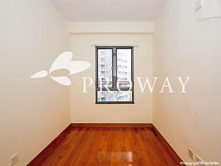 Central - Hollywood Terrace 07